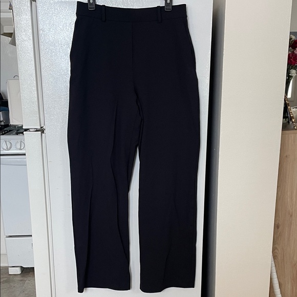 Lululemon Womens Large Black Pull-On Trouser Wide Leg Pants Pockets Sleek Style
